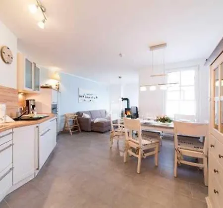 Haus Meeresblick Sonnenschein A 3 05 Baabe